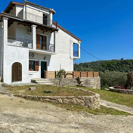 Barbara House * Doukádes